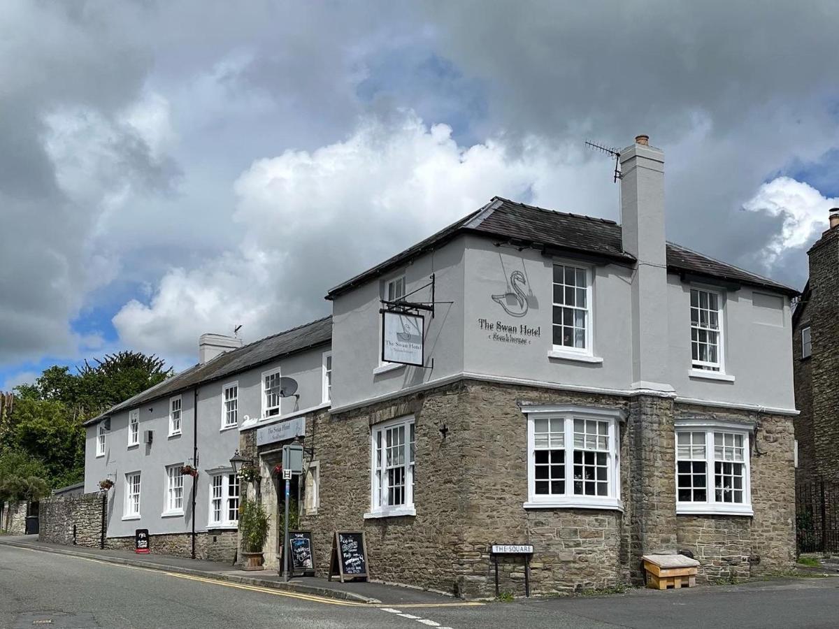 The Swan Hotel Kington  Esterno foto